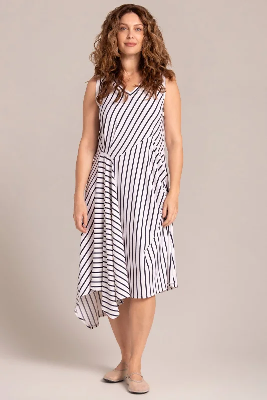 Long-sleeved Dresses for Coverage -Sleeveless Slant Pocket Dress | Navy Stripe