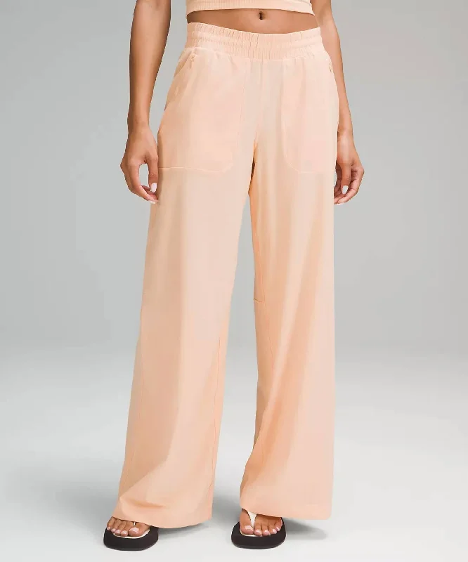 Stylish tight trousers for men with tapered leg and contemporary look -Swift Mid-Rise Wide-Leg Pant In Peach Bellini