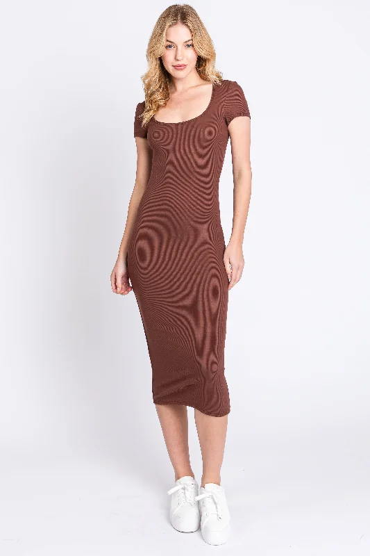 Belted Dresses for Shaping -Brown Rib Knit Short Sleeve Midi Dress