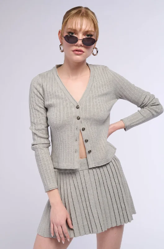 Vintage - style cardigan for a retro look -OLIVIA BUTTON DOWN KNIT CARDIGAN