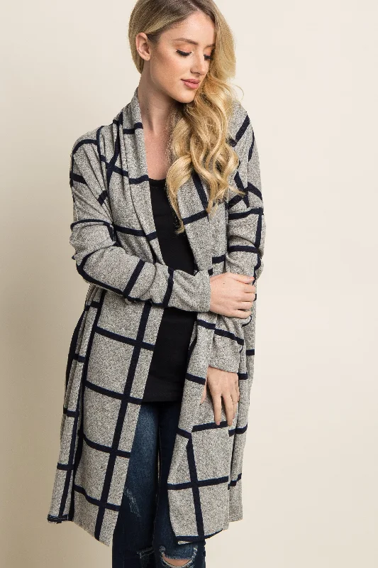 Round - neck cardigan for a cute appearance -PinkBlush Grey Plaid Long Knit Cardigan