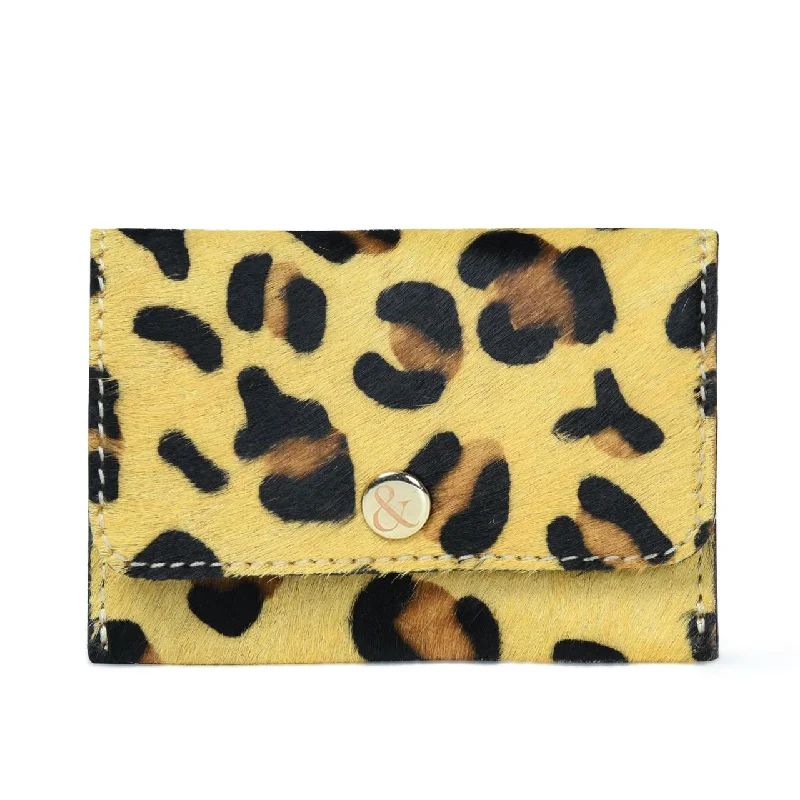 Handle bags with expandable sides for flexibility -ELLIE  Popper Card Holder Purse - Larger Leopard Print