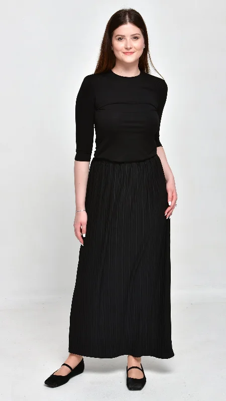 Soft skirts with gentle fabric drape -Pleated Maxi Skirt