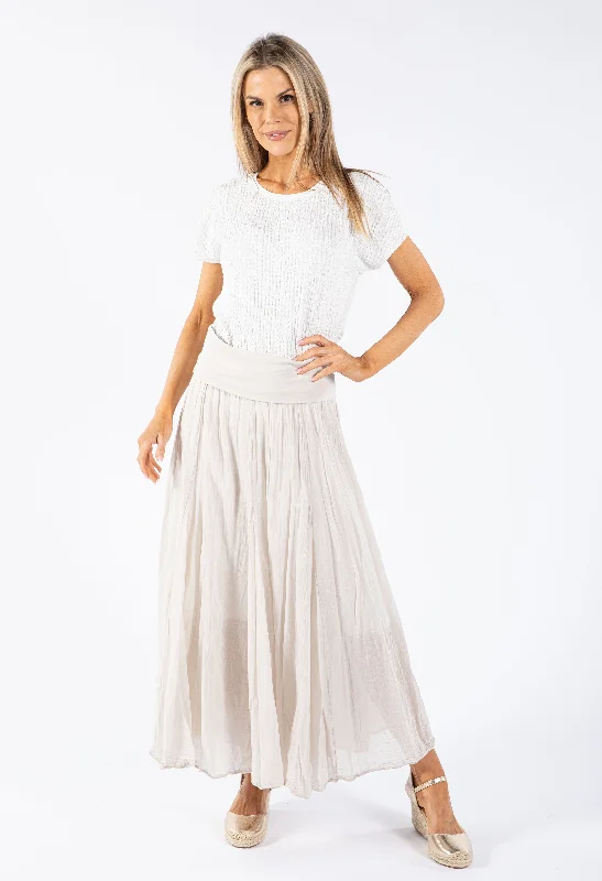 Classic skirts with simple clean lines -Elasticated Waist Maxi Skirt